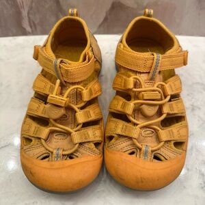 Keen Newport H2 Hybrid Sandal Camping Hiking Water Outdoor Little Kids Sz 12